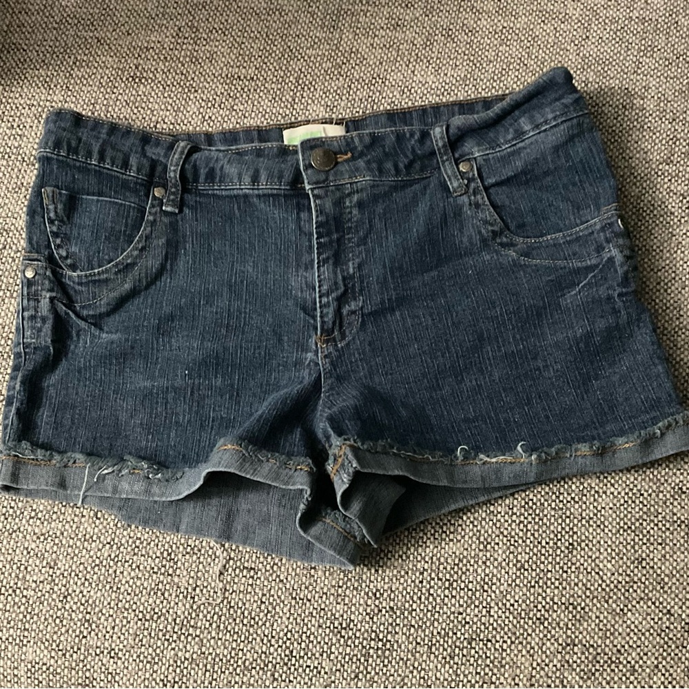 Dream Out Loud by Selena Gomez Women's vintage Denim Shorts size 11